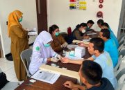 150 Warga Binaan Rutan Batam Jalani Skrining Kesehatan dan VCT Mobile