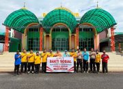 Sambut Hari Bhayangkara, Polsek Bintan Utara Bersihkan Masjid, Gereja, dan Vihara