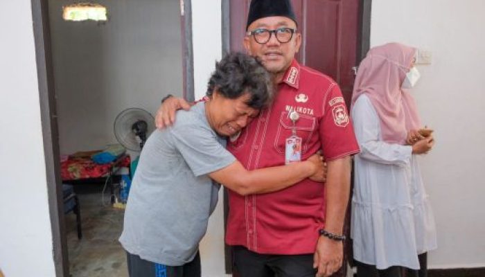 Lis Tinjau Rumah Bahagia, Minta Lansia Diperlakukan seperti Keluarga