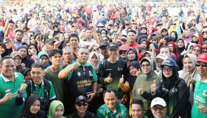Dari Jalan Sehat KAHMI, Amsakar Ajak Warga Bergerak Bersama Bangun Batam