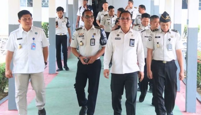 Kakanwil Ditjenpas Kepri Tinjau Lapas Tanjungpinang, Cek Hunian hingga Razia