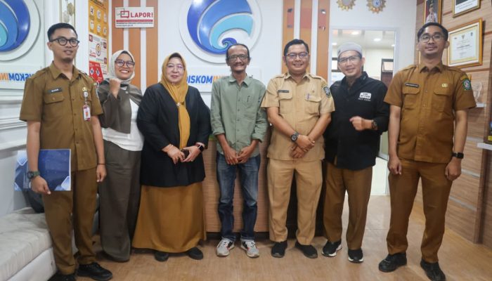 Ahmad Kriswantoro dari Bintan Menang Sayembara Logo Hari Jadi ke-24 Kepri
